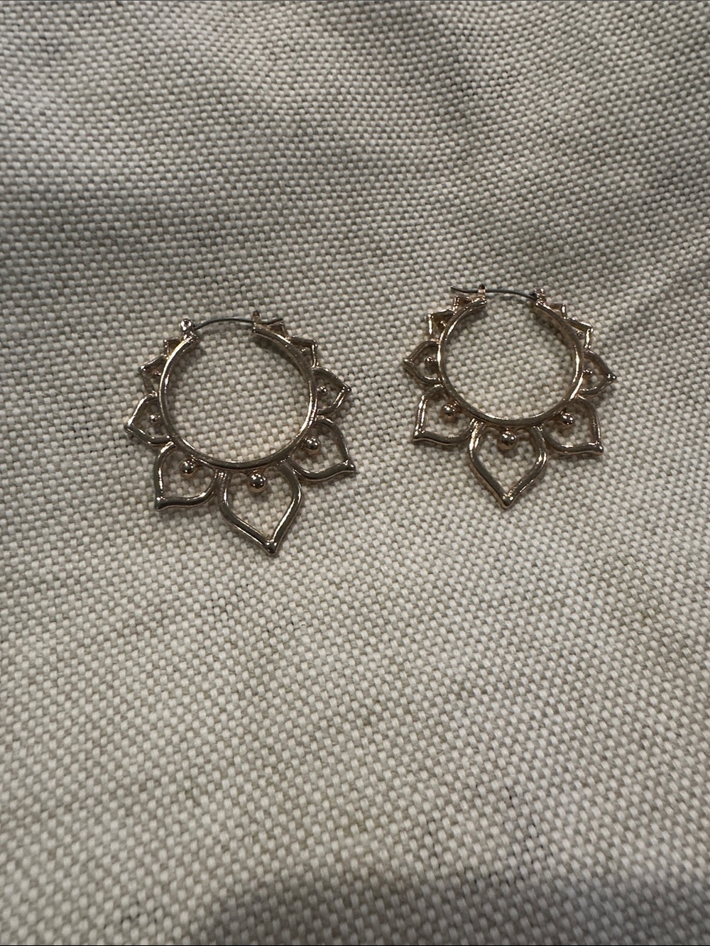 Delicate Gold Floral Hoop Earrings - Women Jewelry
